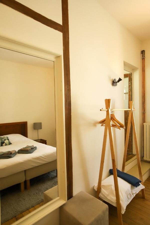 La Basse Cour Hotel Tanlay Bagian luar foto