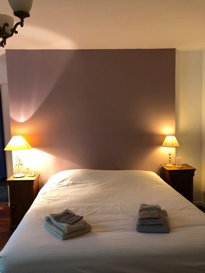La Basse Cour Hotel Tanlay Bagian luar foto